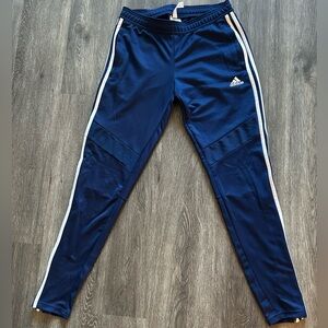 ADIDAS men’s fitted slim joggers in navy with white stripe
Size small